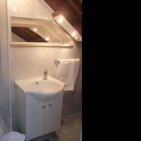 Abjanic - Duplex Studio With Patio アパート