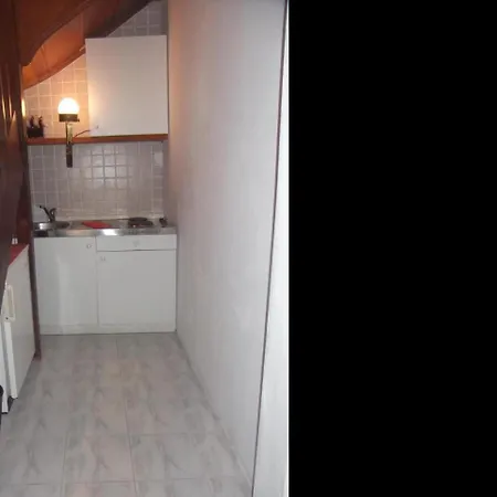 Abjanic - Duplex Studio With Patio *